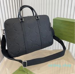 Designer luxury brand briefcase, top leather bag, laptop bag for business people, classic and versatile crossbody bag, messengerfashion casual bag, attache c