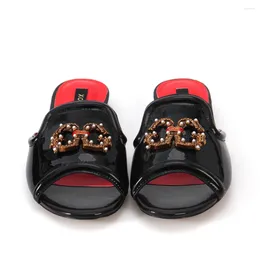 Sandals High Quality Women's Mules Slippers 2024 Summer Luxury Women Black Flat Flip Flops Ladies Brand Designer Casual Shoes