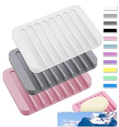 Silicone Soap Dishes Flexible Antiskidding Soap Holder Plate Leaking Mouldproof Bathroom Kitchen Soap Tray 16 Colors2219084