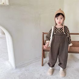 Herbst Kostüm Kinder Waffel Overalls Junge Kleinkind Ärmellose Lose Hosenträger Overall Mädchen Baby Feste Baumwolle Casual Hosen 240108