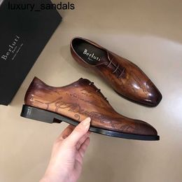 Berluti Business Leather Shoes Oxford Calfskin Handmade Top Quality Scritto Pattern Fashion Polished Dresswq