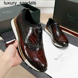 Berluti Business Leather Shoes Oxford Calfskin Handmade Top Quality Laser Pattern Mandarin Duck Casual Sports Patina Ancient Dyed Footwearwq