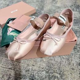 LUXURY Paris Ballet Fashion Designer Professional Dance Shoes 2024 Satin ballerinas Platform Bowknot Shallow Mouth Single Shoe flat sandals for women