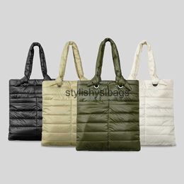 Shoulder Bags Casual Quilted Women Handbags Nylon Padded Large Tote Bag Soft Puffer Lady Shoulder Bags Simple Winter Shopper Purses 2023stylishyslbags