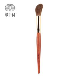 Brushes Qinzhi Professional Handmade Make Up Brush 011 Multitask Contour Blush Brush Soft Red Squirrel Hair Makeup Brushes