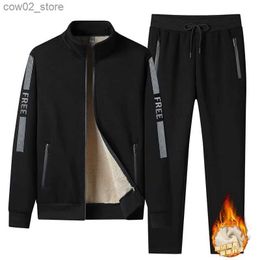 Men's Tracksuits 2024 Winter Men Set Warm Thick Hooded 2PC Lamb Cashmere Hoodies Zipper Tracksuit Sports Suit Plus Size 6XL Gym Hombre Q230110