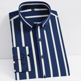 Men's Noniron Stretch Long Sleeve Striped Dress Shirts Smart Casual Smooth Material Standardfit Youthful Buttondown Shirt 240109