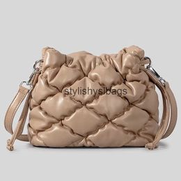 Shoulder Bags Fashion Lingge Quilted Padded Bucket Bag Designer Women Shoulder Bags Luxury Pu Leather Puffy Crossbody Bag Small Tote Purse2023stylishyslbags