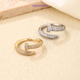 Fashion Ring Carter Ladies Rose Gold Silver Lady Rings 2024 New Product Bending Nail Zircon Plated Versatile Hip Hop With Original Box