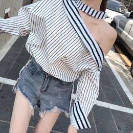 Women's Blouses Korejepo Stripe Shirt 2024 Spring Casual Style Shirts Women Design Light Mature Hanging Neck Off Shoulder Long Sleeved Top