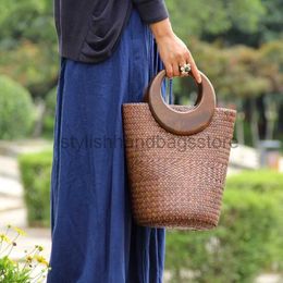 Totes New Bucket Women's Bag Woven Rattan Str Leisure Holiday Wooden Handle Handbagstylishhandbagsstore