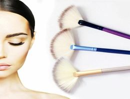 Fan Powder Brush Shape Beauty Cosmetic Brush Blending Highlighter Contour Face Makeup Blush Powder7477547
