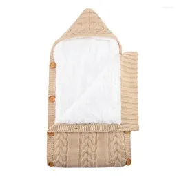 Blankets Wool Knit Infant Baby Sleeping Bag Plush Thick Warm Solid Envelope Born Wrap Swaddle Blanket Kids Stroller Sleep Sacks