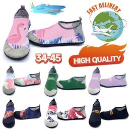 Sandals Swimming Soft Soled Anti-slip Aqua Unisex Quick-dry Surfing Breathable Mesh Waters Beach Diving Sock Non-Slip Snorkelling rivers tracings