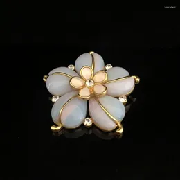 Brooches High Quality Vintage French Fashion Flower Brooch Women's Corsage Light Luxury Pin Accessories
