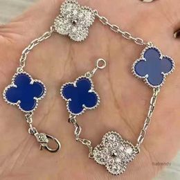2023 Van Clover Platinum Bracelet New Double-sided Four-leaf Five Flowers Women Titanium Steel Hand Jewelry Luxury Gifts for Girlfriends V2gl