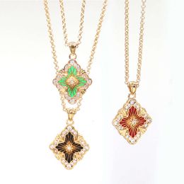 Four Leaf Grass Necklace with Double Sided Italian Lace Necklace, Female Minority Light Gold Temperament, Versatile Collar Chain