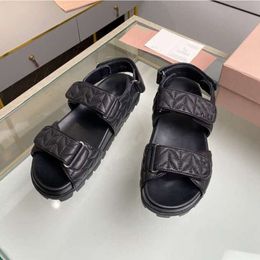 Miui Quilted Sandals Designer Matelasse Dad Mules Women Shoes High Quality Sliders Real Calf Leather Platform Sneaker Double Strap Slingback Pool Beach