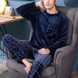 Men Winter Flannel Pajamas Set Two Pieces Long Sleeve Round Neck Elastic Waist Pants Home Clothes Warm Loungewear 240109
