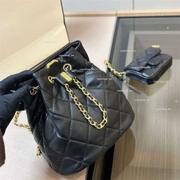 Bag Luxury Brand Designer Backpack Travel for Women Handbag Sheepskin Chain Womens Duma 23p Rucksack 2024 Metal Buckle Fashion Mini Bags