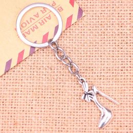 Keychains 20pcs Fashion Keychain 31x21mm High-heeled Shoes Pendants DIY Men Jewellery Car Key Chain Ring Holder Souvenir For Gift