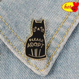 Hot Lapel Pins Cat Ghost Disdainful Gesture Brooches for Women Men Wear Hat Glasses Sitting Small Pet Animal Party Casual Brooch Pin Gifts High