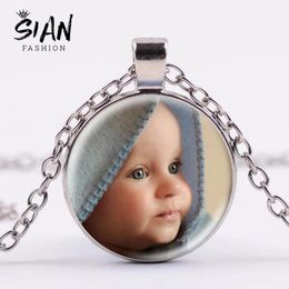 Necklaces 10 pcs Hot Personalised Photo Custom Necklace Mother Baby Photo/Name/Logo/Couple Glass Pendant Long Chain Customised Jewellery