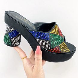 Fashion Top Italian Designers Luxury Round Toe Rhinestone Bright Diamond Patchwork Summer Womens Platfrom High Heels Shoes 240110