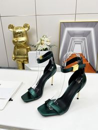 Primavera e ultima sfilata di moda sandali con tacco alto con fibbia in metallo personalizzati originali in pelle bovina con stuzzicadenti in metallo