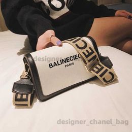 Shoulder Bags Womens Letter Wide Strap Bag Square Bags Shoulder Bag For Women Messenger Bags Designer Luxury Brand Women Purse And Handbags T240110