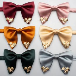 pure color high-quality polyester yarn-dyed large bow tie men's and women's casual fashion metal-inlaid bow tie 240109