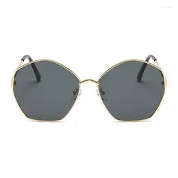 Sunglasses 2024 Fashion Retro Polygonal Minimalist Design Sun Protection Irregular Metal Frame Glasses Female