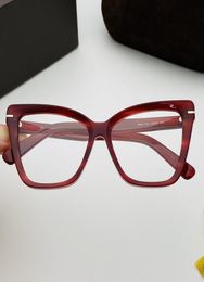 2023 New Luxury Design Eleglant Female Butterfly Frame Italy Plank Glasses Rinestone decorated 4721145 Exquisite Hollow plank pr1546164