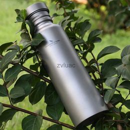 water bottle Boundless Voyage Titanium Water Bottle 750ml Outdoor Camping Tableware Hiking Cycling Sports Bottles with Titanium Lid Ti3002D YQ240110