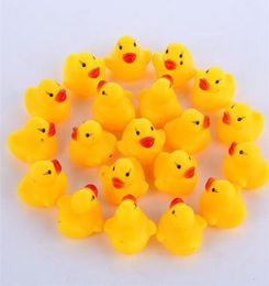 Baby Bath Toy Sound Rattle Children Infant Mini Rubber Duck Swimming Bathe Gifts Race Squeaky Duck Swimming Pool Fun Playing Toy I2373667