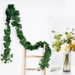 Decorative Flowers 210Cm Artificial Green Silk Hanging Christmas Garland Plants Vine Leaves DIY Garden Wedding Home Party Bathroom Decor