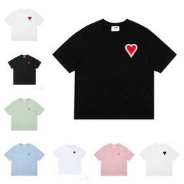 Designers Paris Shirit 2023ss Spring Classic Heart Solid Colour Big Love Round Neck Short Sleeve T-shirt for Men and Women Ty4S9CO