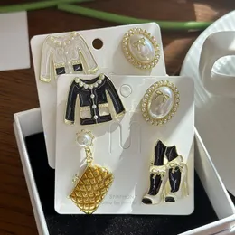 High end brooch set, classic black and white clothing, bag design, high-end needle buckle, brooch, pin accessories