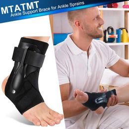 Pads Sports Ankle Brace Compression Sleeve for Ankle Sprains Ankle Support Plantar Fasciitis Socks for Basketball Soccer Volleyball