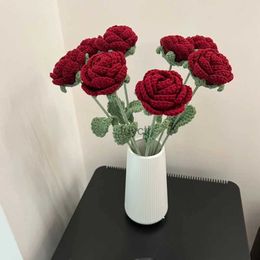 Other Arts and Crafts 1pc Crochet Flowers Single Bouquet Simulation Knitted Red Rose Artificial Fake Flower Valentine's Day Wedding Home Decoration YQ240111