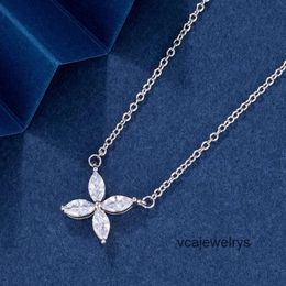 Designer Necklaces Sterling silver women's four-leaf clover horse eye Seiko fashion light luxury niche high-end collarbone necklace