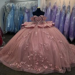 ثوب الكرة الحبيب الوردي فساتين Quinceanera 2024 الدانتيل زهرة الزهرة حبات الكشكشة الحلوة 16 فستان Vestidos de XV 15 Anos