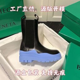 Color Thick Botteega Mid Boots Leather Pipes 2024 Same Venetas Length Designer Soled Genuine Boot Women's Botega Chelsea High Version Martin Women Po8z