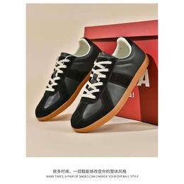 Designer Shoes Maisons Margiela Shoe Replicaing Mm6 Casual Maison Shoes Mens Trainers Women Zapatos Running Shoes Skate Women Sneakers Outdoor Shoes 270