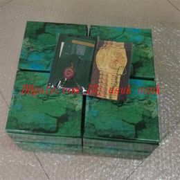 2022 Ship Super Quality Watch Box New Style Green Original Box Papers Leather Bag Gift Boxes In GM T SU B SE A Watch Box Gree234I