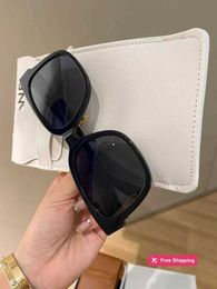 Designer Sunglasses New Triumphal Arch Sunglasses for Women 520 Limited Edition Advanced Trendy Box Sunglasses for Men Instagram UV Protection PODF