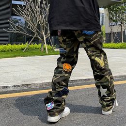 High Street Camouflage Jeans Mens Embroidered Patch Streetwear Fashion Brand American Hip Hop Straight Casual Cargo Pants 240111