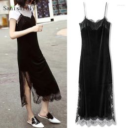 Casual Dresses Sexy V-Neck Split Velvet Dress Women Long Spaghetti Strap Eyelash Lace Female Autumn Winter Bottoming Vestidos