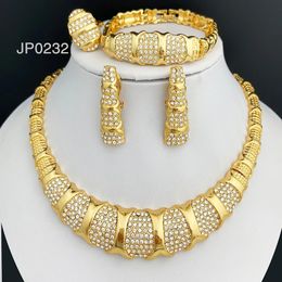 Latest Dubai Gold Colour Jewellery Sets Luxury 18K Gold Plated Women Necklaces Earrings Ring Bracelet Wedding Party Accessories 240110