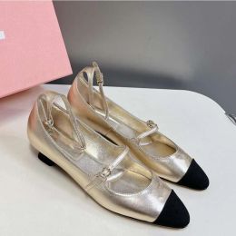 2024 Kitten Heels Mary Jane Sandals Women Lady Girls Low Heel Cap Toe Suede Patent Mocassin Ballerina Designer Shoes Ballet Flats Slide